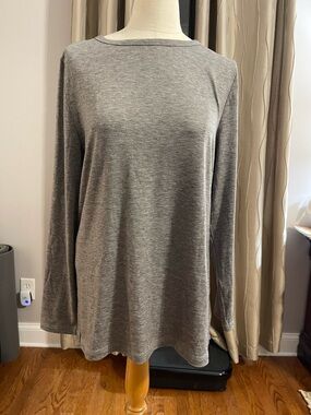 Bundle of 4 women’s Automet long sleeve tuni Tunic Top